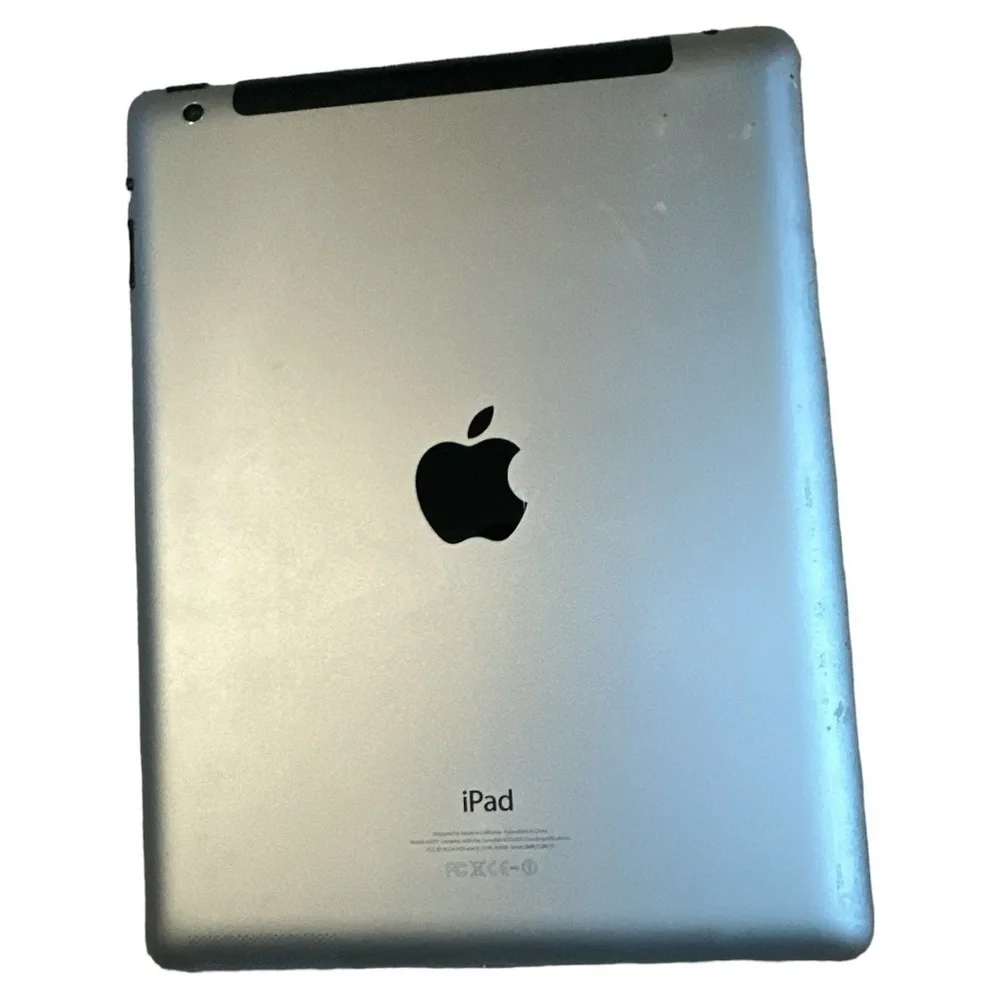 iPad generation 4, model A 1459, WiFi and cellular, 64GB, 2 small cracks